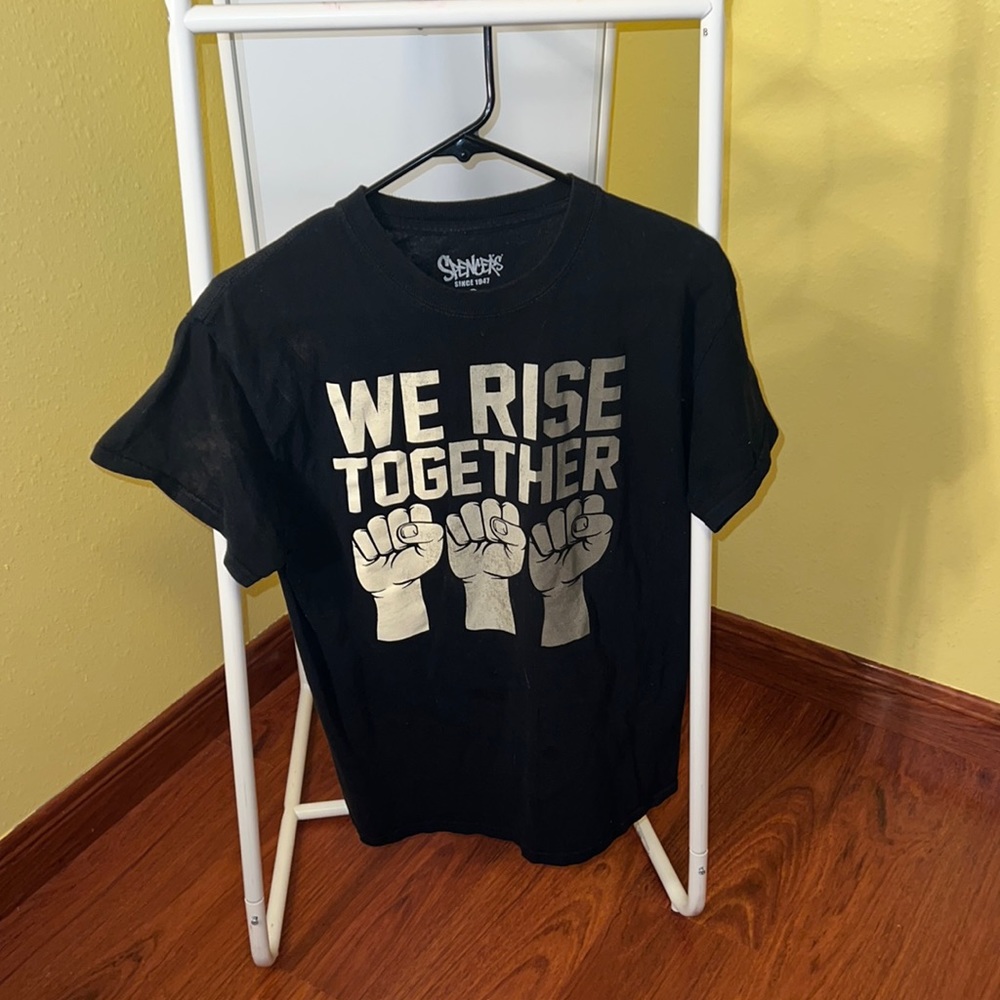 We rise together Spencer’s tshirt men’s size M